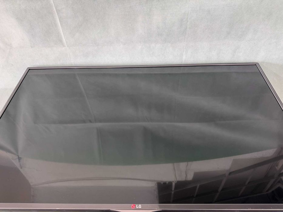 Телевизор - LG 47 inch / SMART / А13