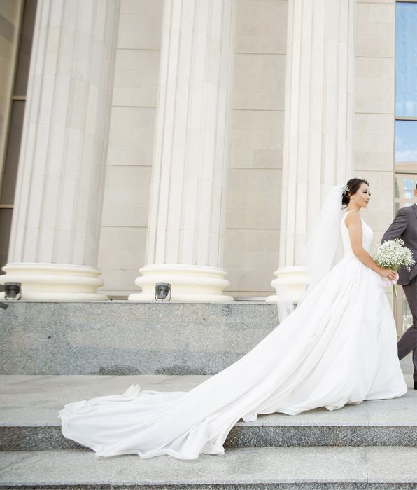 Шикарное свадебное платье