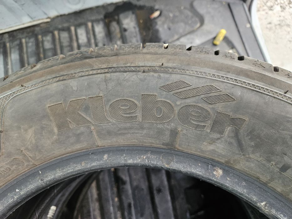 Гуми 215/60/16 2броя