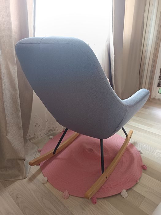 Люлеещ стол  Jysk