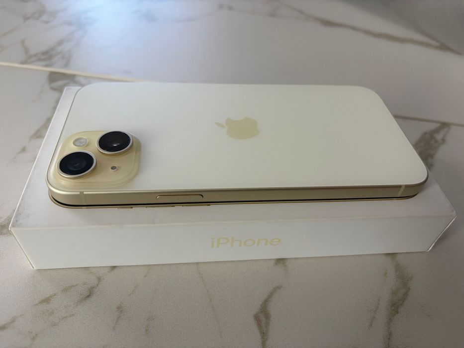 iPhone 15 plus 128