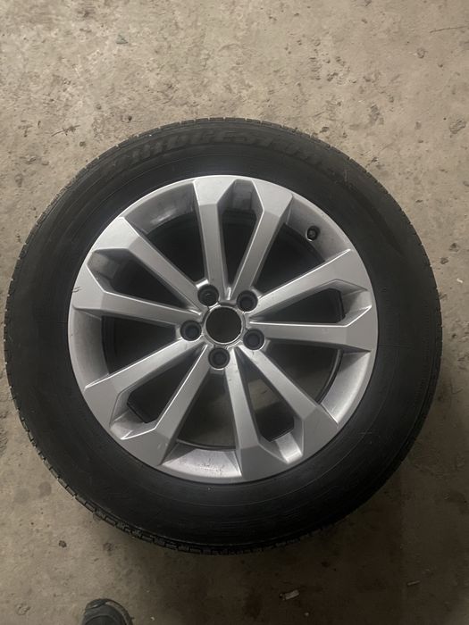 Janta aliaj R 18 plus anvelopa vara Bridgestone Dueler h/t