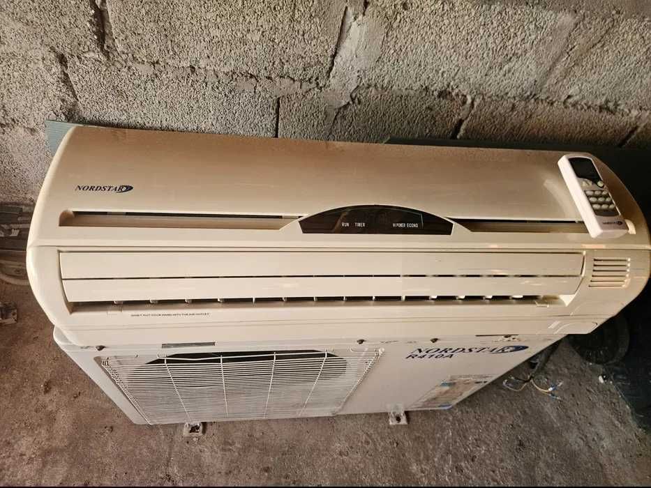 Aparat de aer conditionat NORDSTAR 9000-12000 BTU
