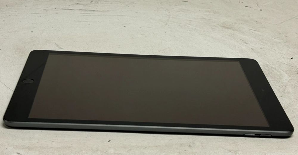 Apple Ipad gen 8, 2020, wifi, 128Gb