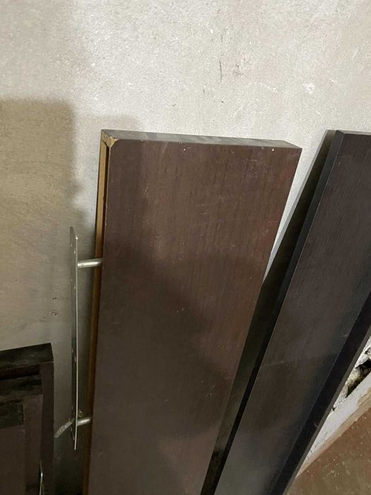 Рафтове, стелажи,етажерки за монтиране на стена 3 малки, 2 големи