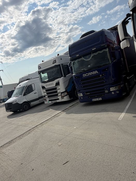 S.C MEGA TRANS ALIN-COS S.R.L cu sediul in Pitesti Angajeaza sofer profesionist cu experienta permis cat. C +E si cat. B