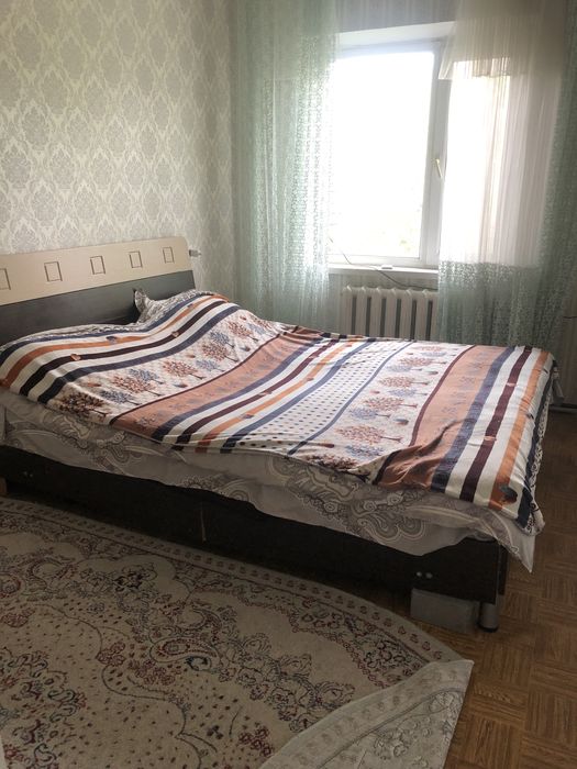 Продам спальный гарнитур