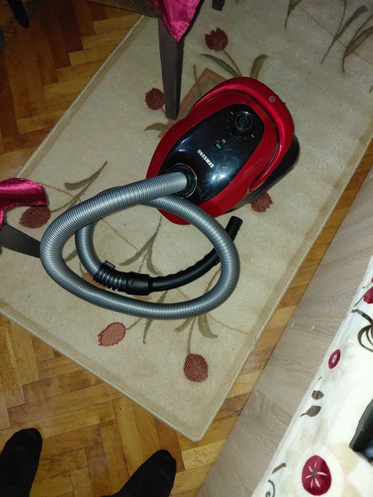 Aspirator Samsung NOU la cutie