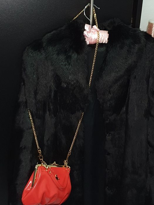 Haină de blană bizon