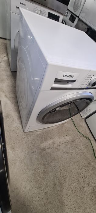 Сушилня с термопомпа 8кг Siemens R290