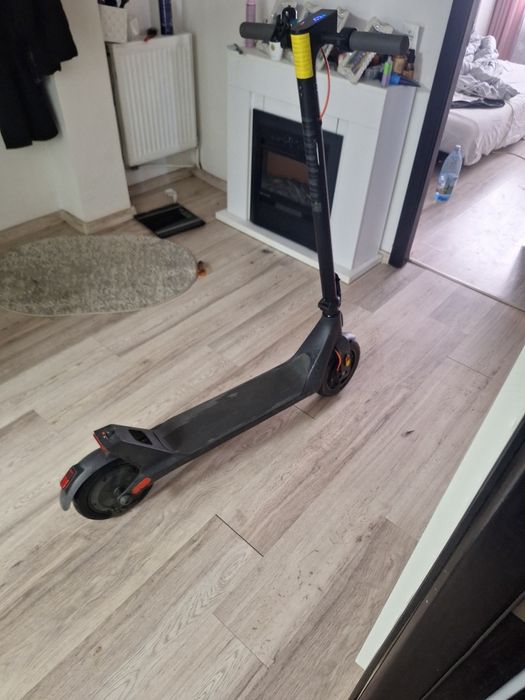 Trotineta electric xiaomi 4 lite