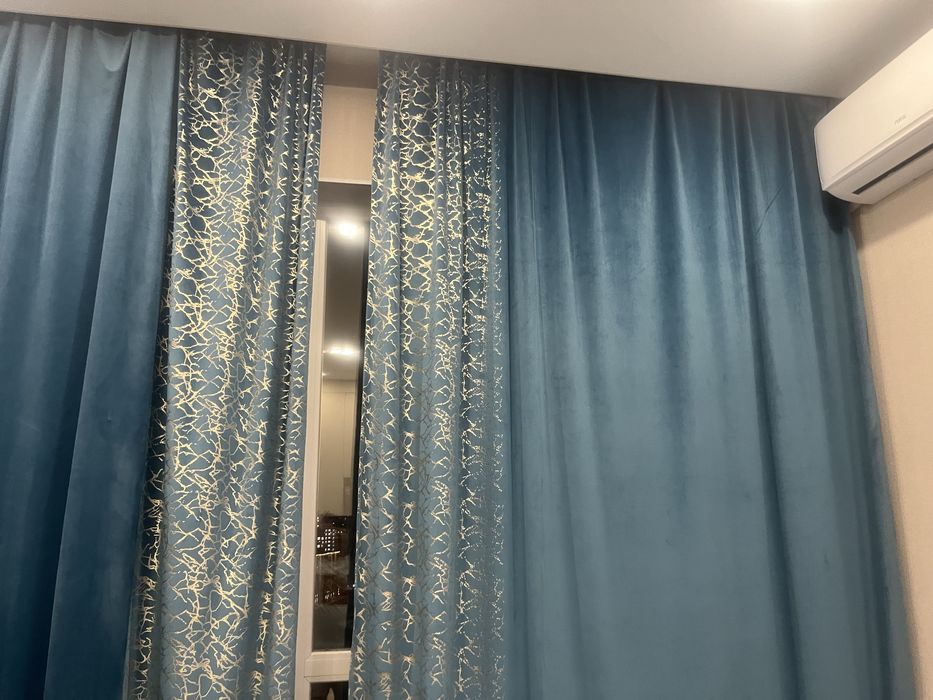 Продам шторы новые