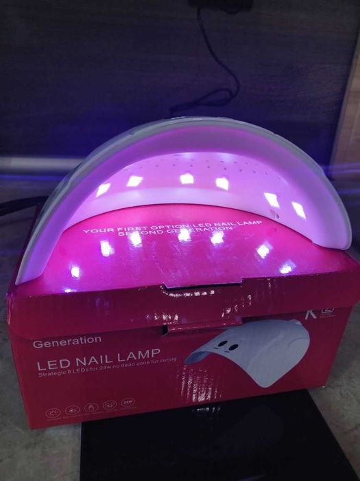 Нова! Комбинирана UV/LED лампа, печка за нокти, маникюр, педикюр