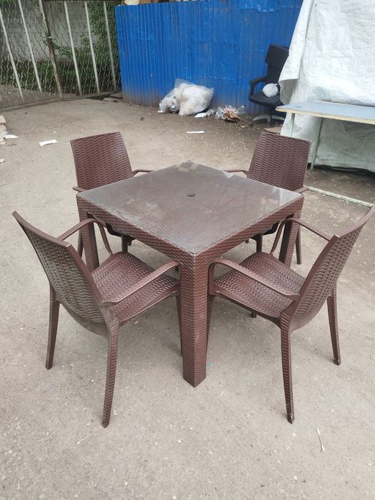 Продается Столы, стулья