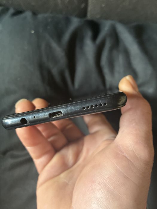 Продава се телефон HUAWEI P40 lite E