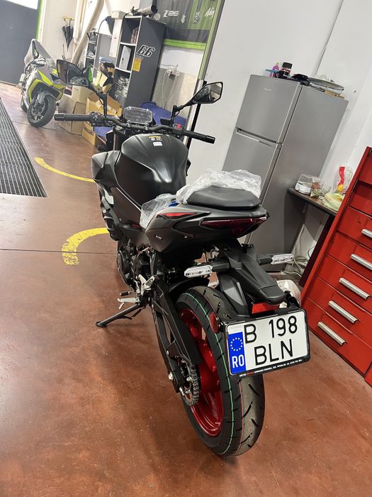 Kawasaki Z500 2025 | Model nou | 451cc | Km puțini | Stare impecabilă