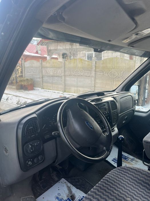 Vând ford transit 2.0
