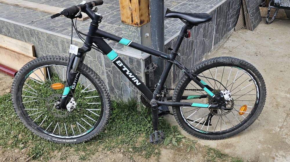 Bicicleta B'Twin mountain bike