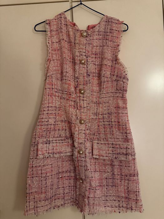 Продавам дамска рокля от букле