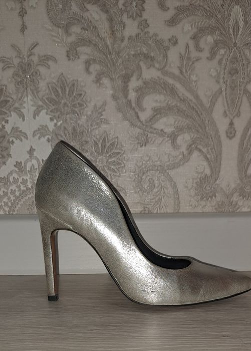 Продам туфли на мероприятия