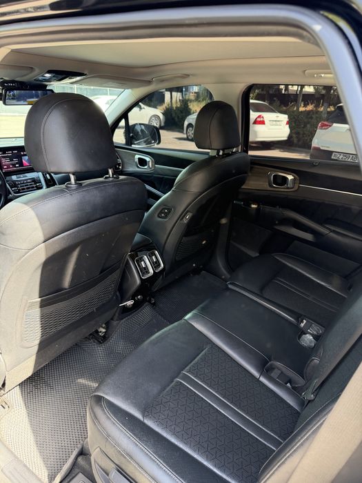 Kia sorrento 2023 premium