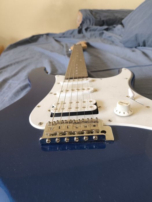 Yamaha pac 012 + Marshall Code 25 . Утеплённый чехол, тюнер, шнур.