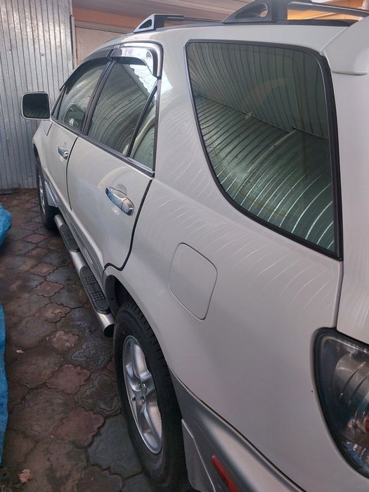 Лексус рх 300  хорошим состояние