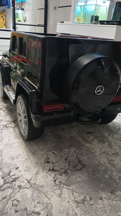 Машина детская на аккумуляторе