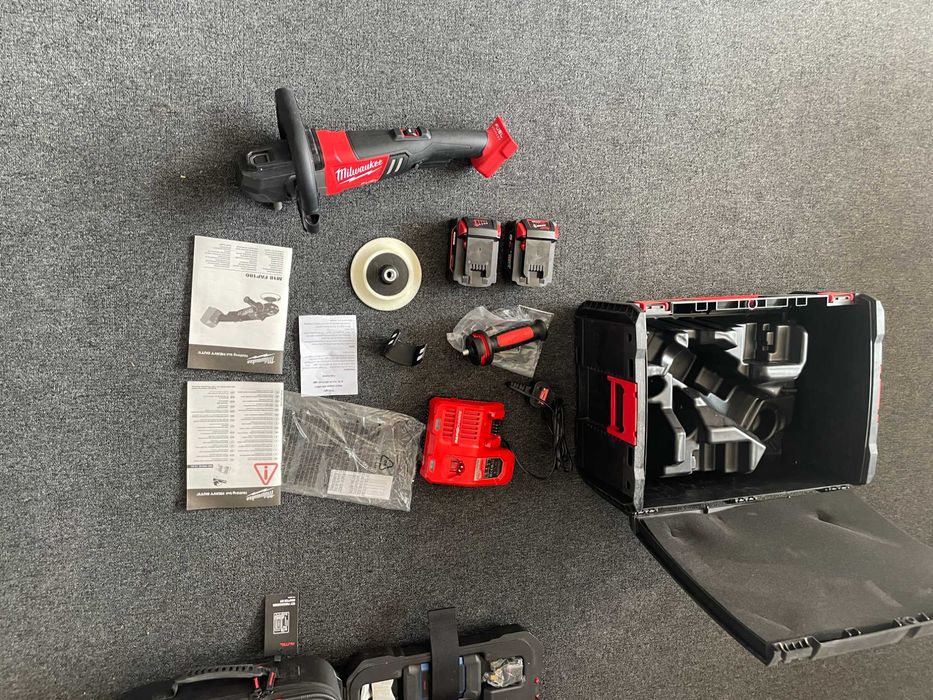 MILWAUKEE Акумулаторна полираща машина M18FAP180-502X 493345 MILWAUKEE