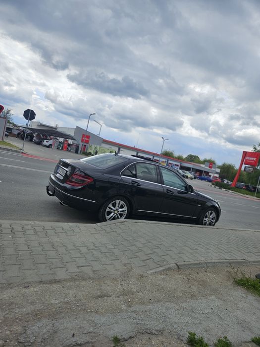 Mercedes C320 CDI 2008 Variante +/-