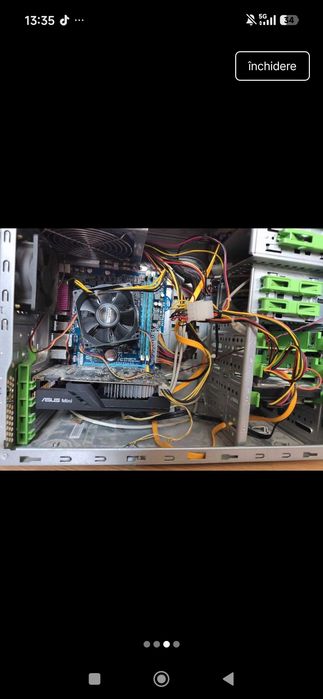 Monitor și unitate