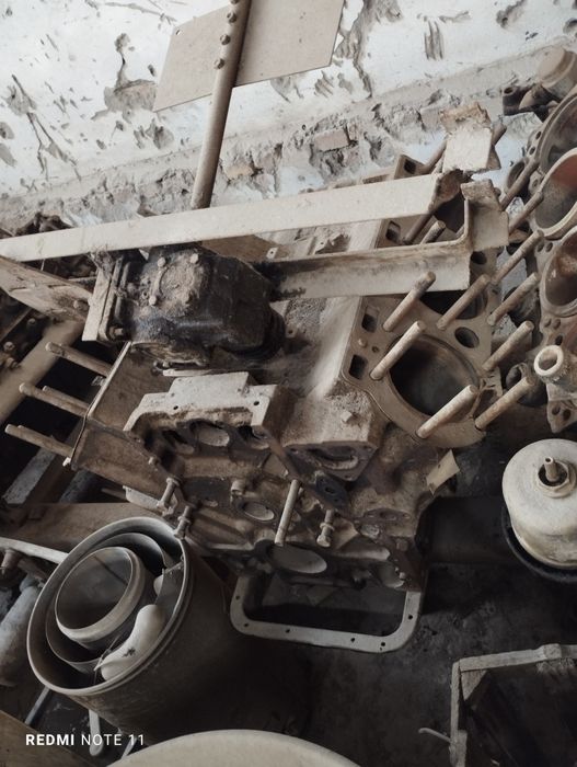 Kamaz blok maz blok zil blok lar bor holati yaxshi