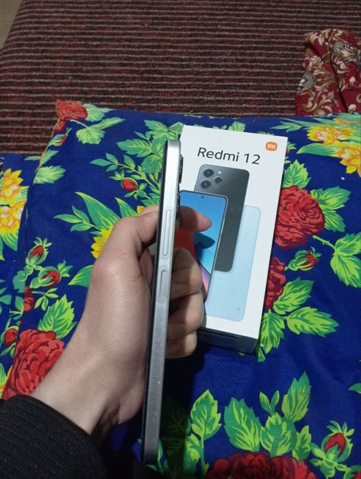 Redmi 12 /256 gb/8+8