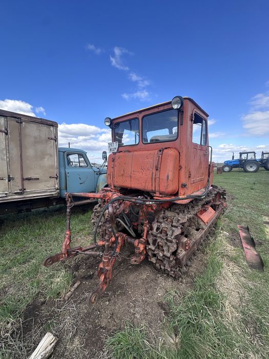 Продам трактор т-4