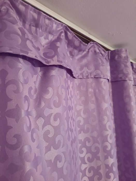 Продам шторы сиреневые