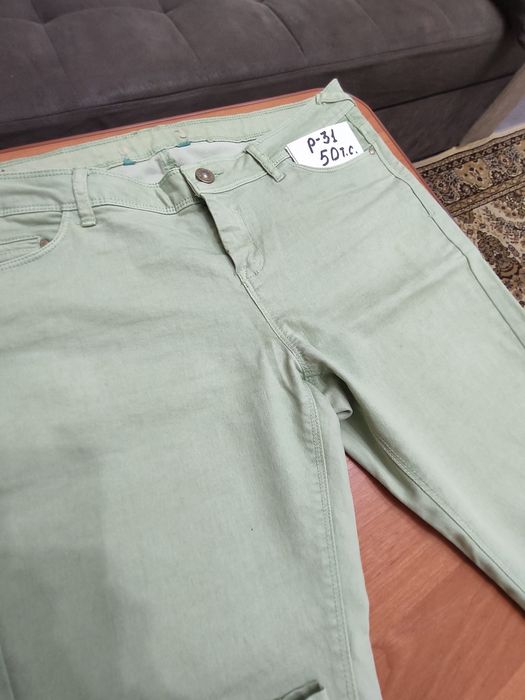 Джинсы женские 27,31 размер