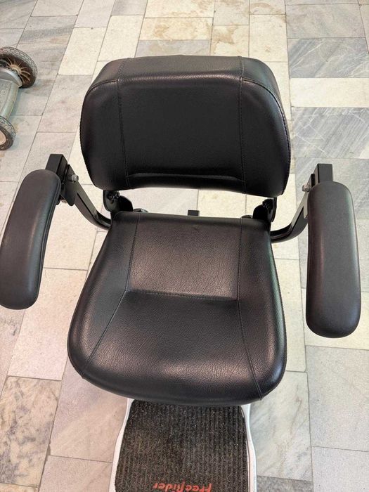 Електрически скутер за придвижване FreeRider Mango – 500 €