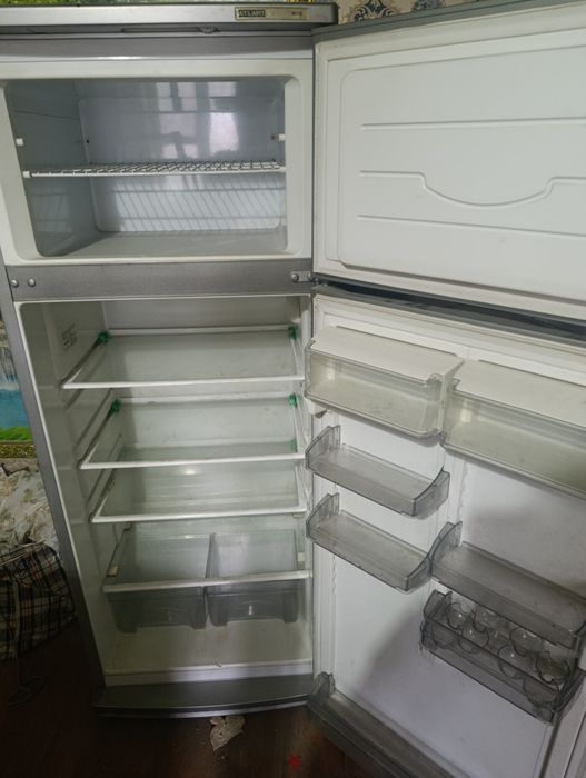 Продам холодильник Атлант б/у