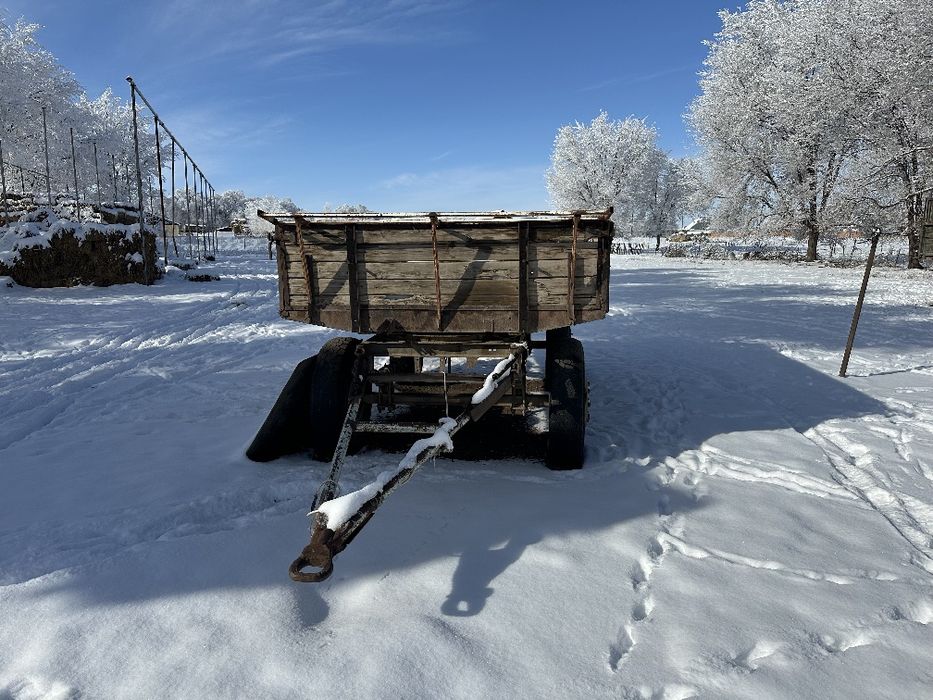 Продаю прицеп  на зил