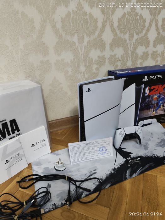 Продам Playstation 5 slim Digital edition 1 tb