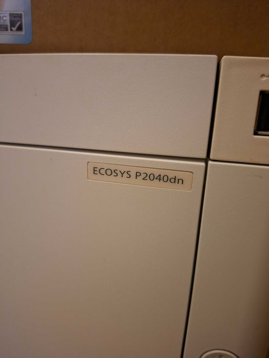Kyocera ECOSYS P2040dn – за части/ремонт + Нова неразпечатана касета TK-1160