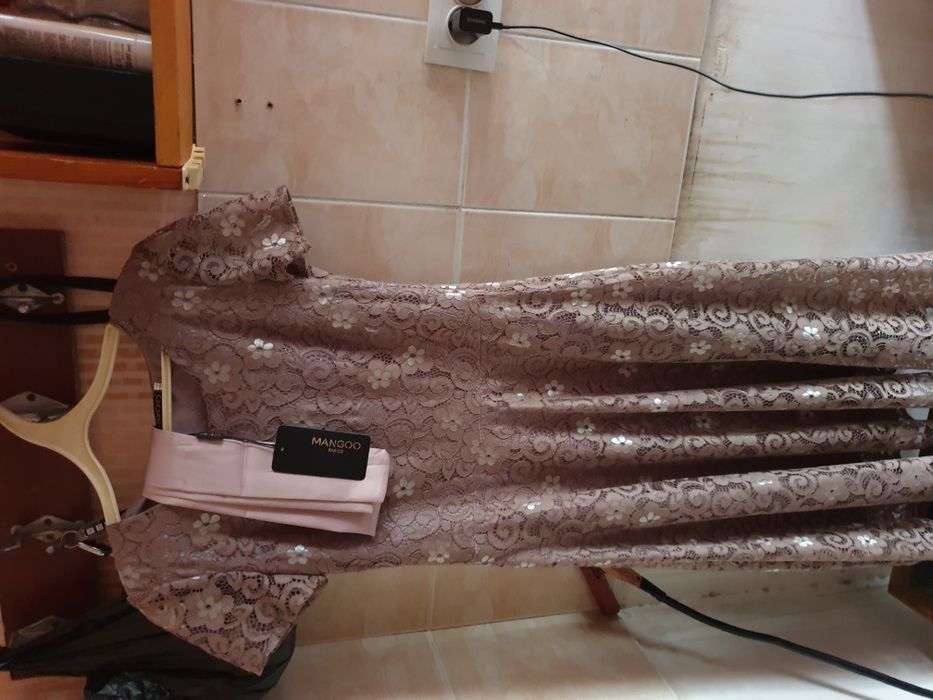 Женское платье новое.