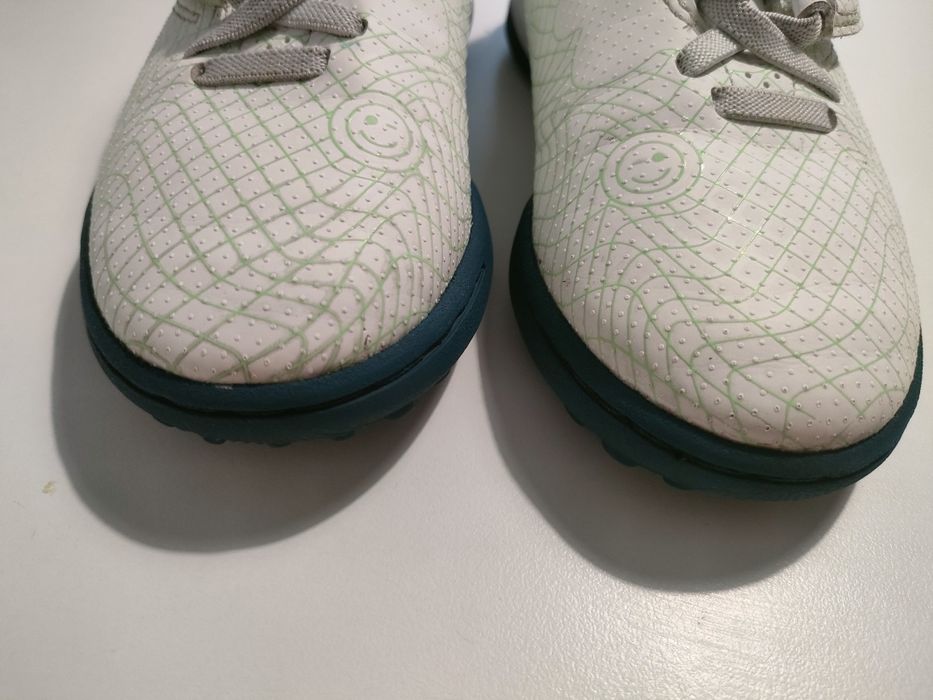 Ghete copii fotbal 30 gazon albe Kipsta Viralto STC perfecte