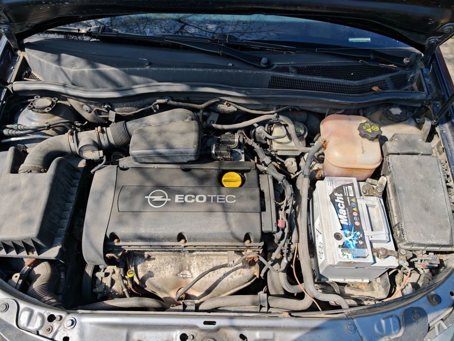 Opel Astra H GTC 1.6 Benzină – 2005 – ideal pentru piese sau recondiționare