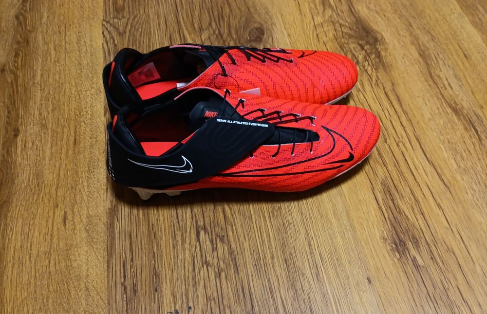 Nike phantom бутонки с етикет