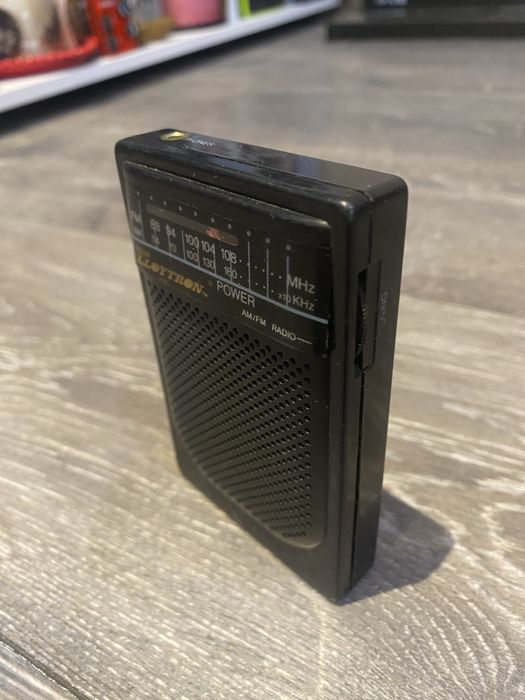 Radio Portabil Lloytron Power AM/FM