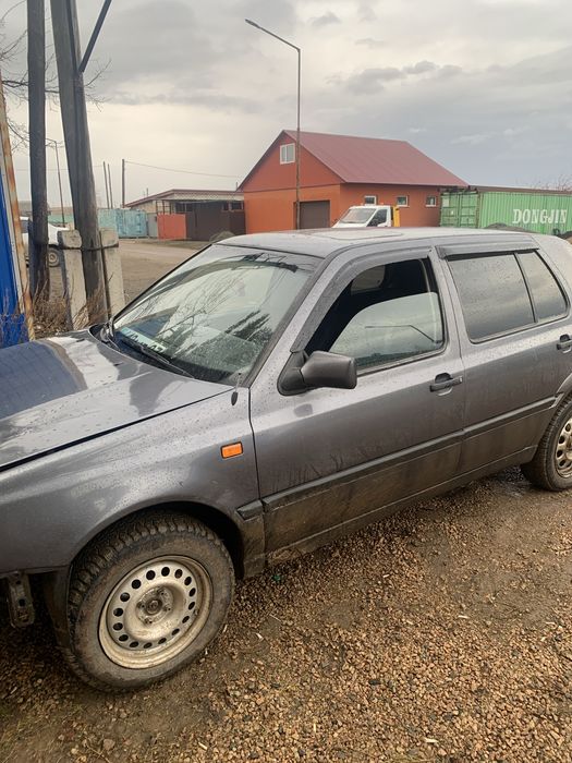 Продам гольф 3 1.6 АБУ