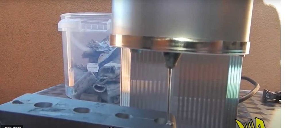 dispozitiv de topit plumbi dispozitiv lee pentru topit plumbi 5 kg220v