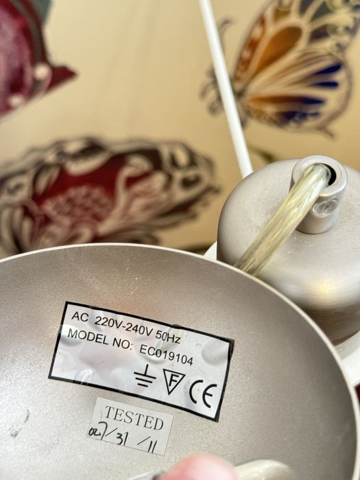 Люстры британского бренда innermost