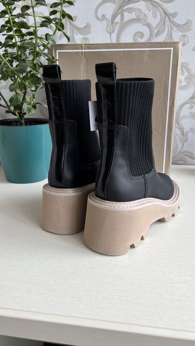 Новые ботинки, ботильоны, Челси